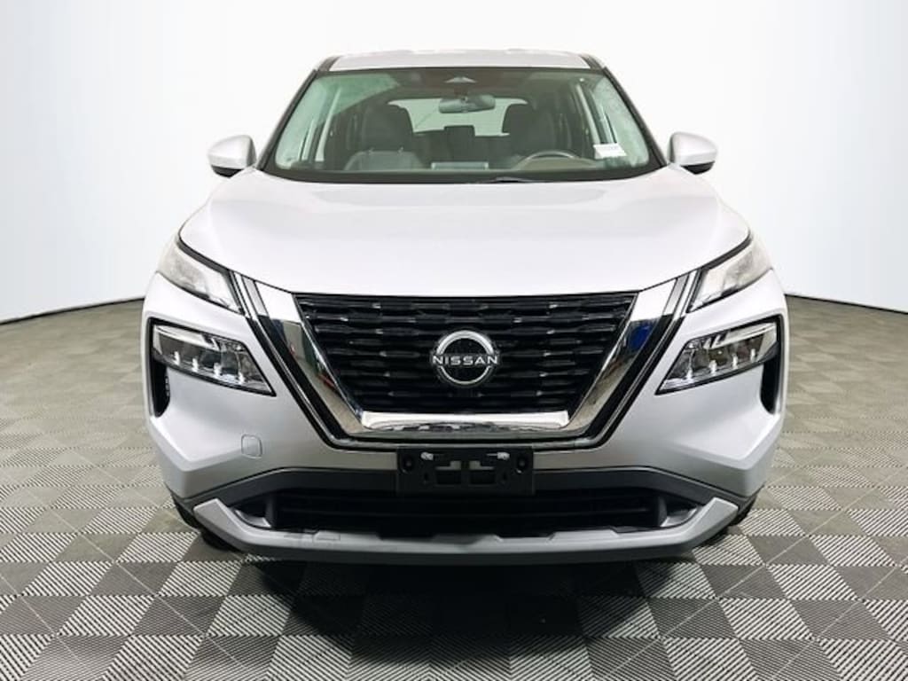 Used 2023 Nissan Rogue SV SUV