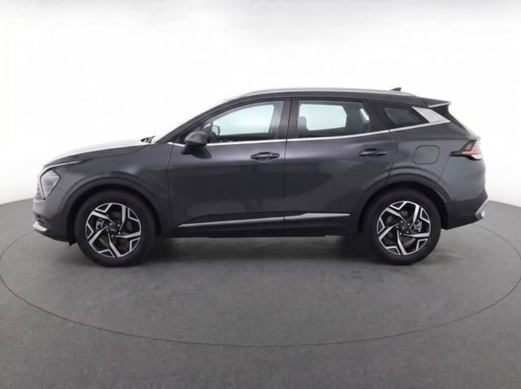 Used 2024 Kia Sportage LX SUV