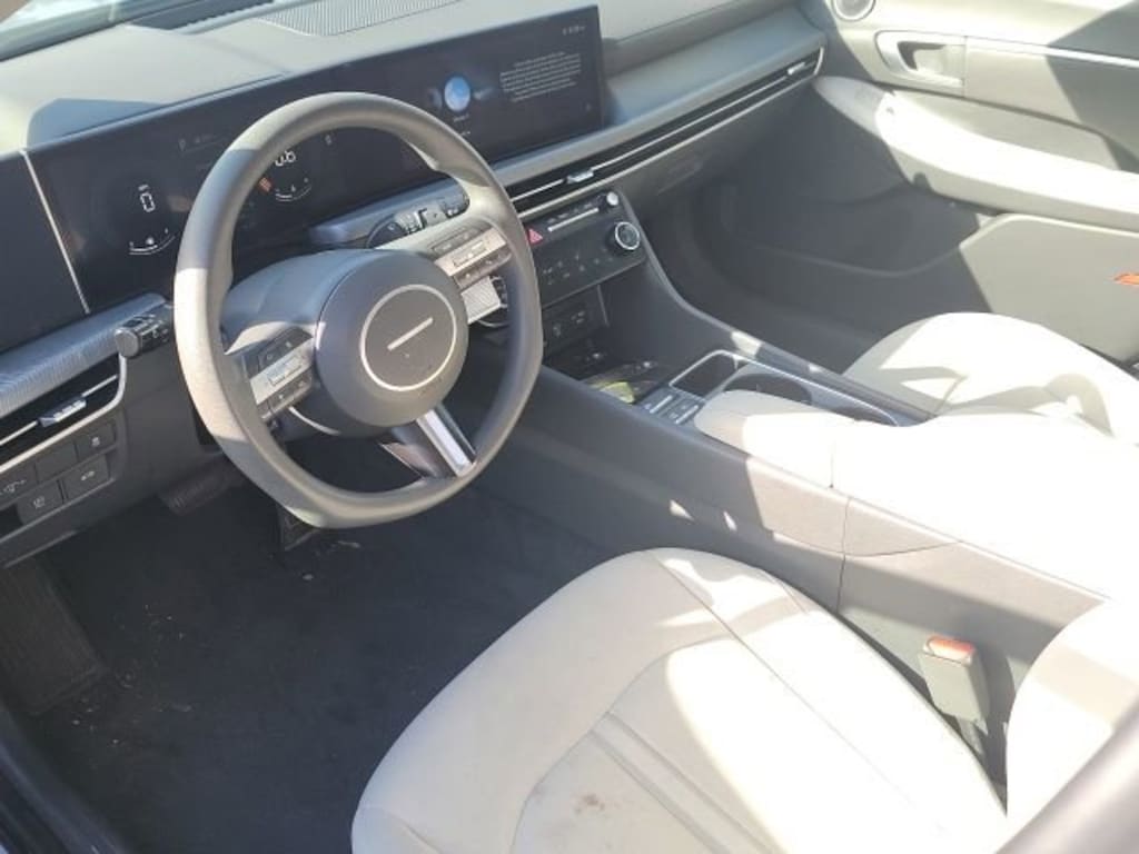 Used 2024 Hyundai Sonata SEL Sedan