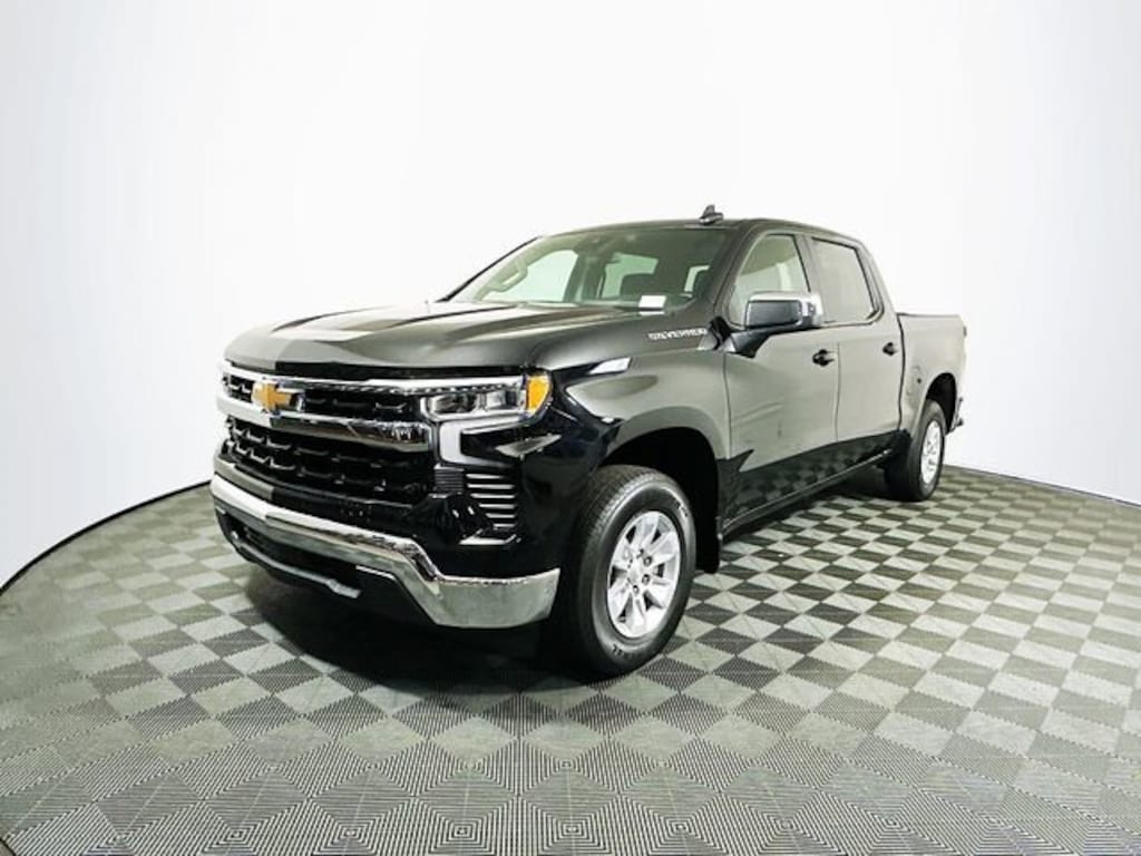 Used 2024 Chevrolet Silverado 1500 LT w/1LT Truck Crew Cab