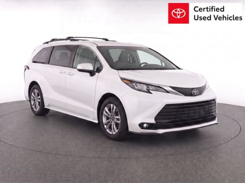 Used 2025 Toyota Sienna XLE 7 Passenger Van Passenger Van