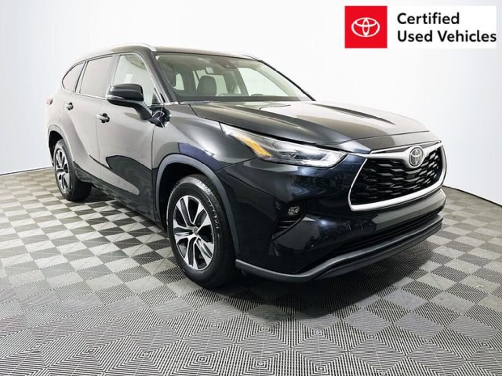 Used 2024 Toyota Highlander XLE SUV