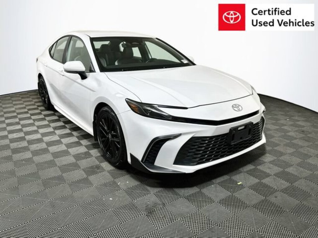 Certified 2025 Toyota Camry SE Sedan