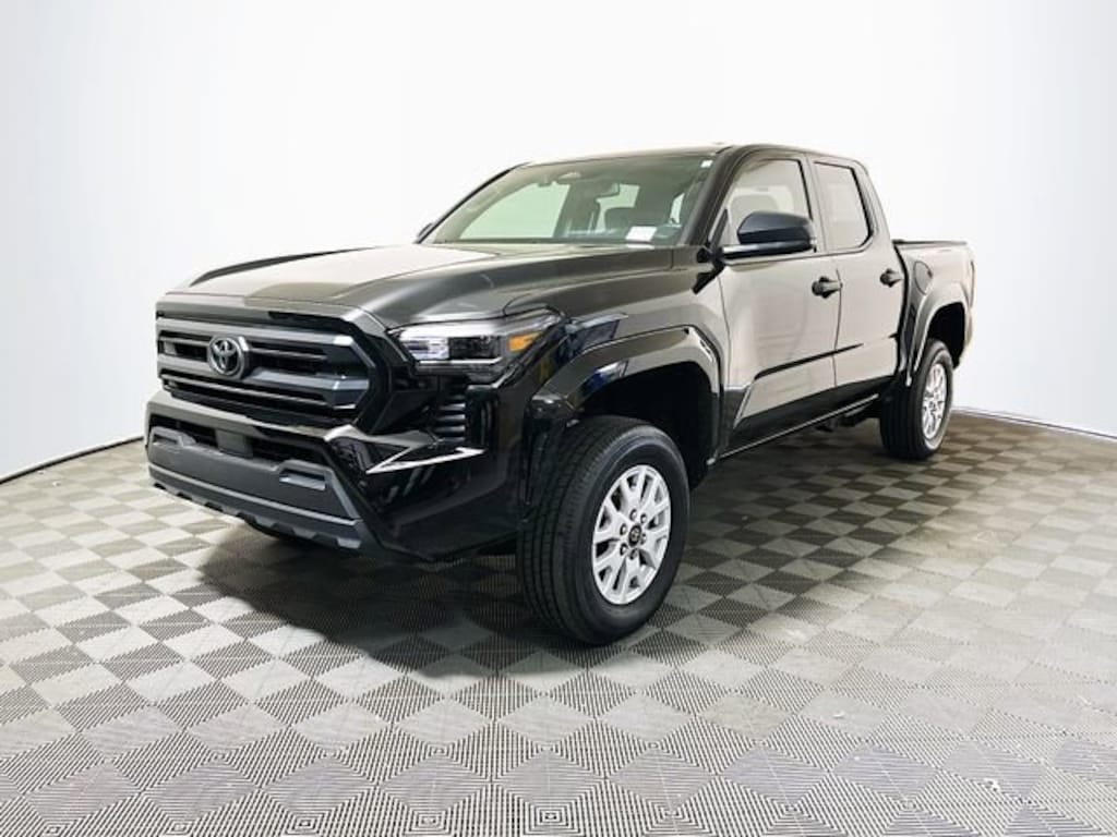 Used 2025 Toyota Tacoma 4WD SR Truck Double Cab
