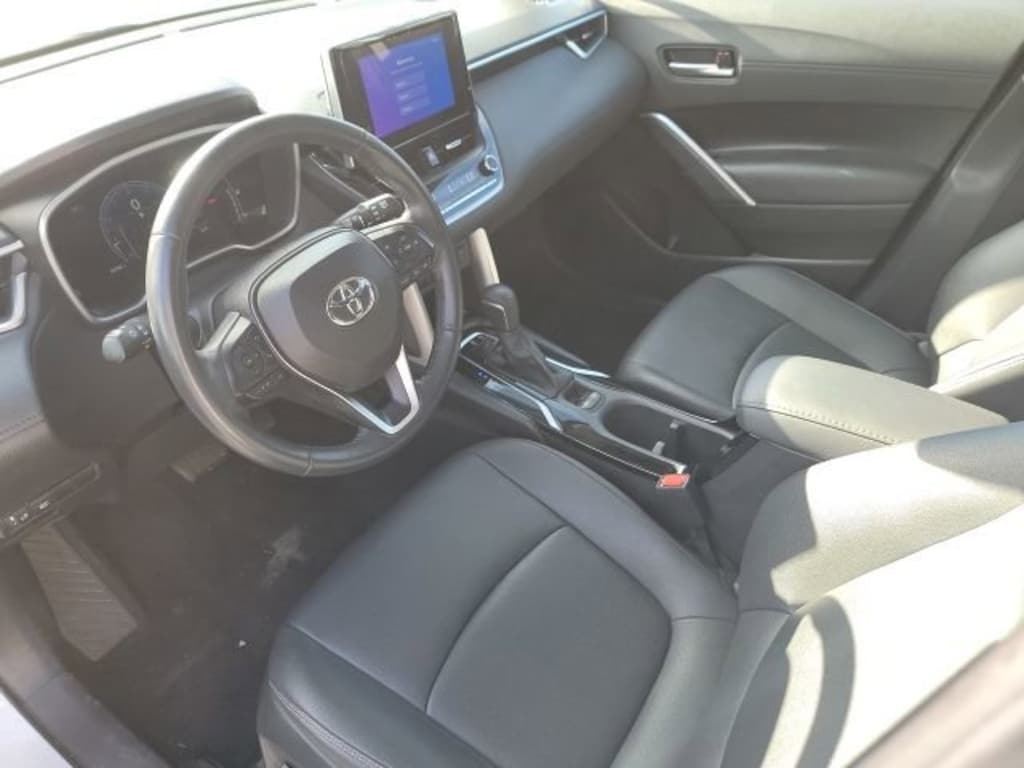 Used 2023 Toyota Corolla Cross XLE SUV