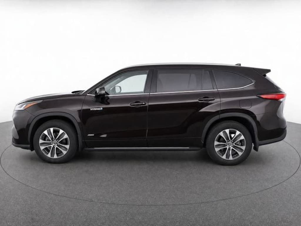 Used 2020 Toyota Highlander XLE SUV