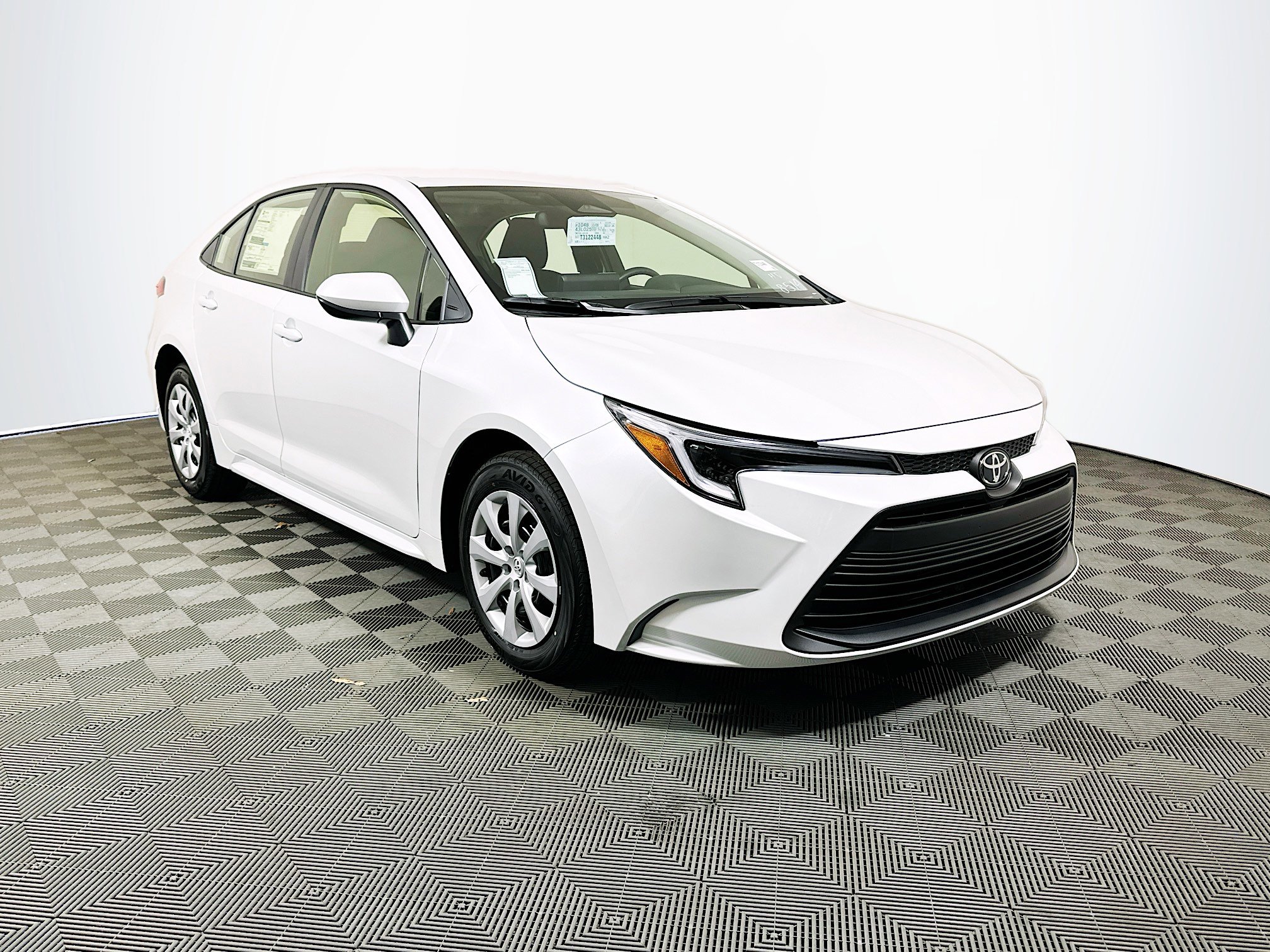2026 Toyota Corolla LE's photo