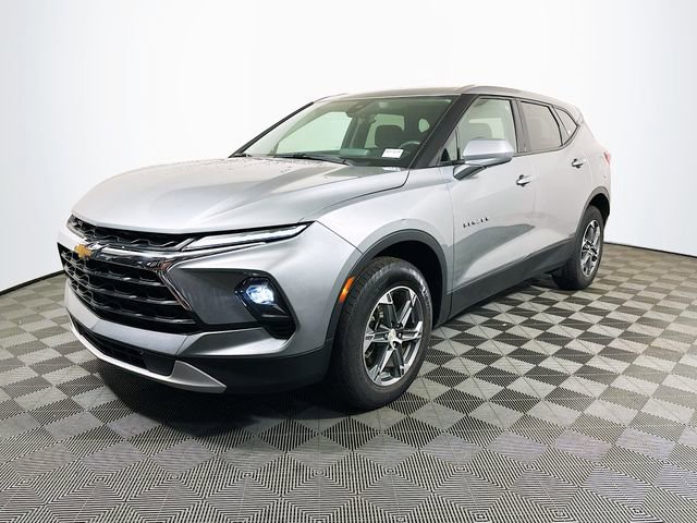 2023 Chevrolet Blazer 2LT photo 3