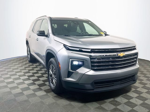 2025 Chevrolet Traverse AWD LT's photo