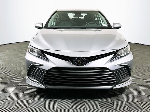 2024 Toyota Camry LE photo 2