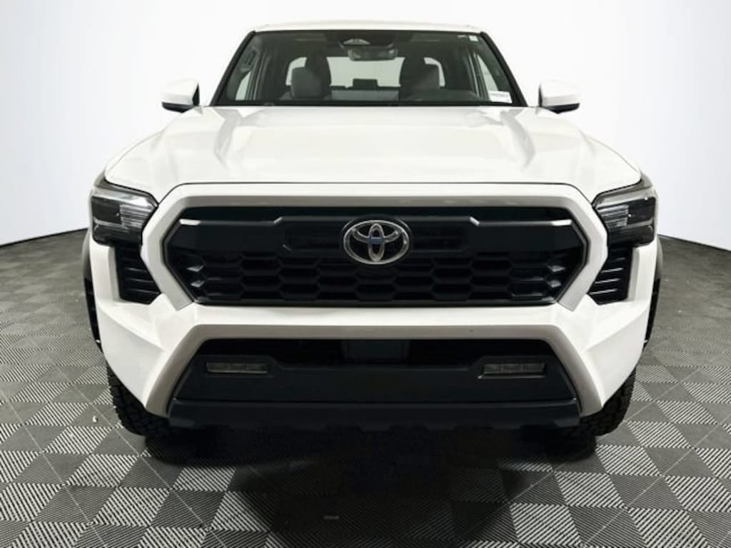 Used 2024 Toyota Tacoma 4WD SR5 Truck Double Cab