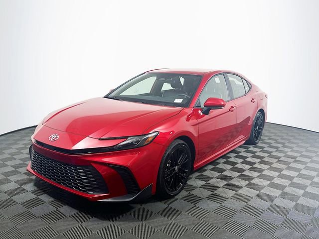 2025 Toyota Camry SE photo 3