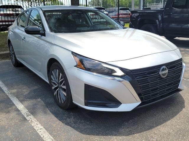 2024 Nissan Altima 2.5 SV's photo