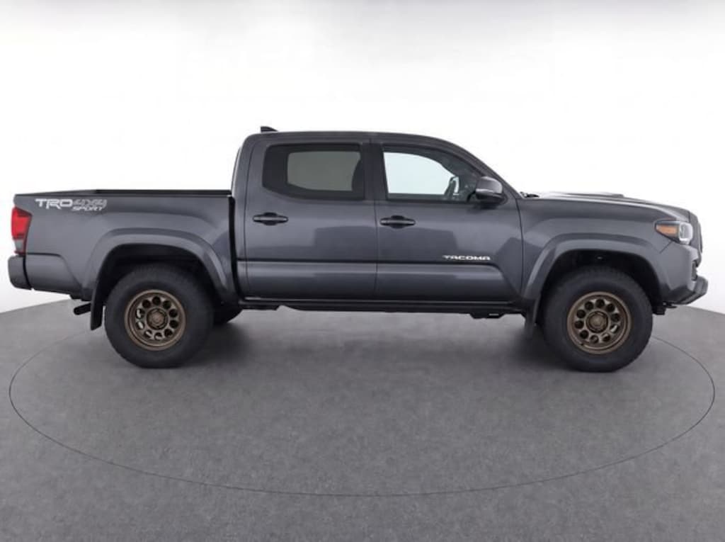 Used 2017 Toyota Tacoma SR5 V6 Truck Double Cab