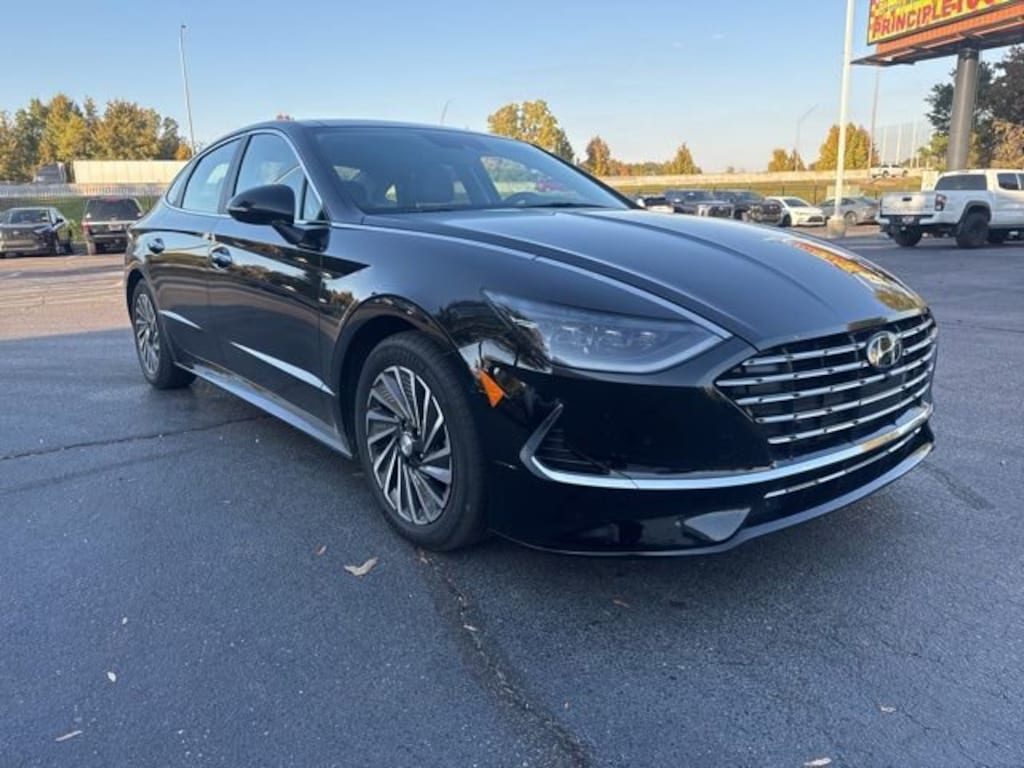 Used 2023 Hyundai Sonata Hybrid Limited Sedan