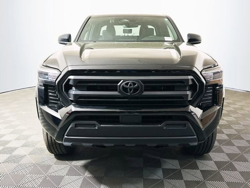 Used 2025 Toyota Tacoma 4WD SR Truck Double Cab