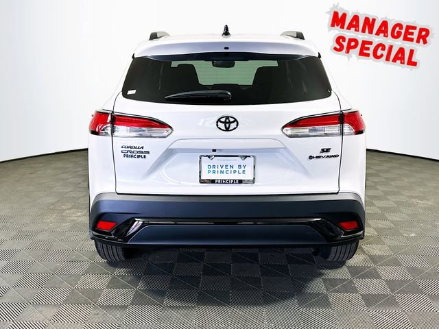 2025 Toyota Corolla Cross SE - Photo 7