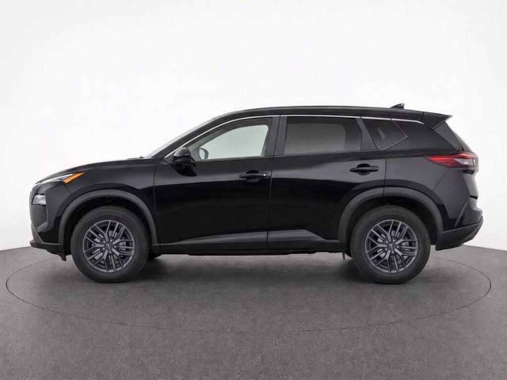 Used 2024 Nissan Rogue S SUV