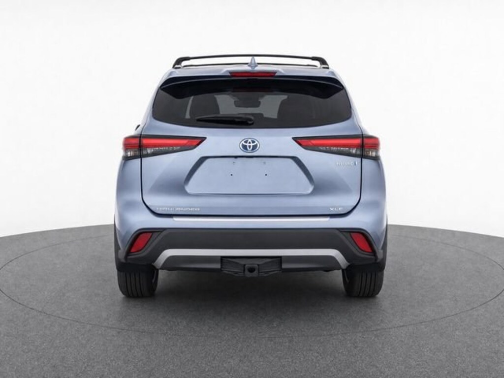 Used 2023 Toyota Highlander XLE SUV