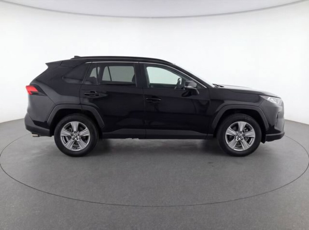 Used 2025 Toyota RAV4 XLE SUV