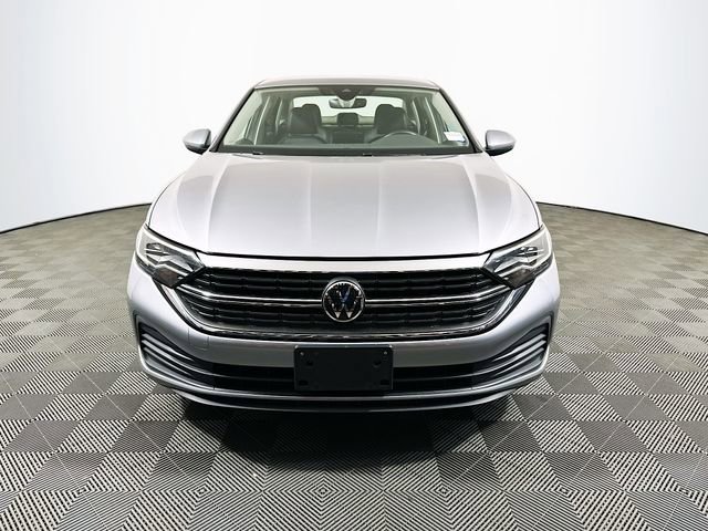 2024 Volkswagen Jetta 1.5T SE photo 2