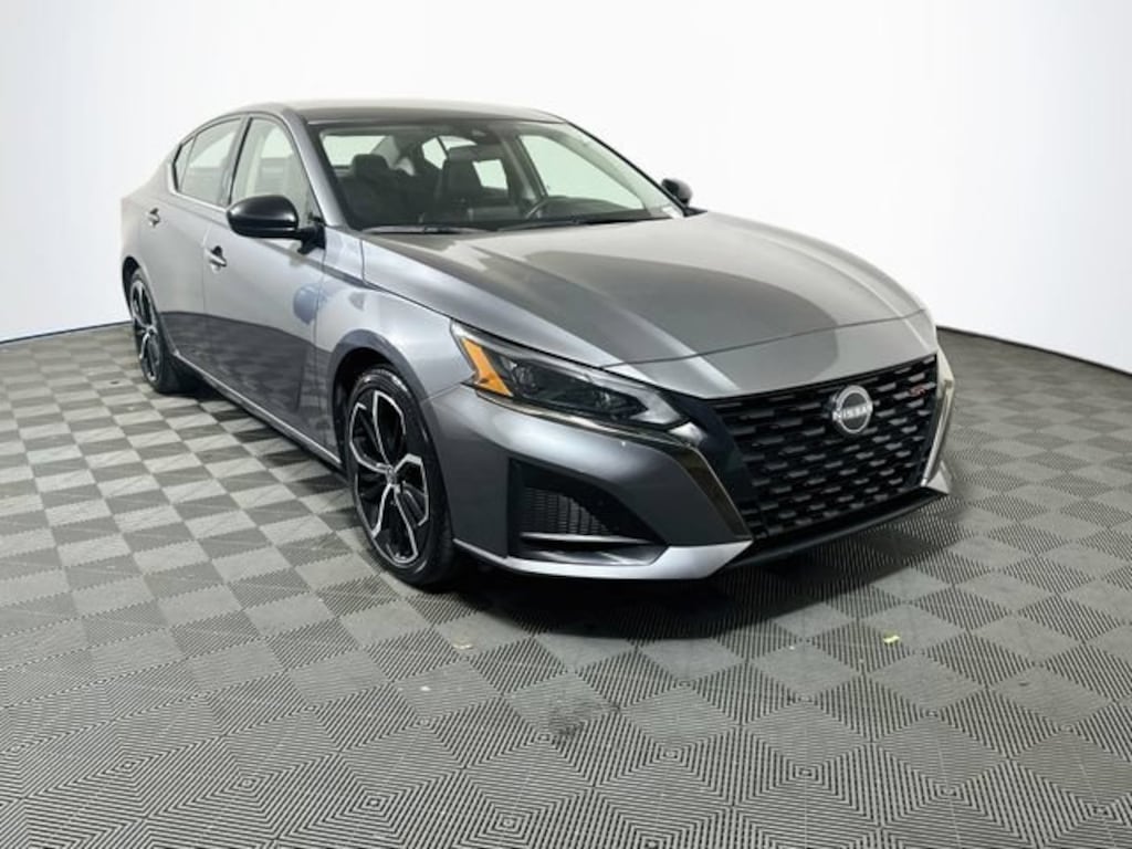 Used 2024 Nissan Altima 2.5 SR Sedan
