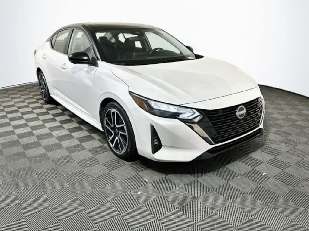 Used 2025 Nissan Sentra SR Sedan