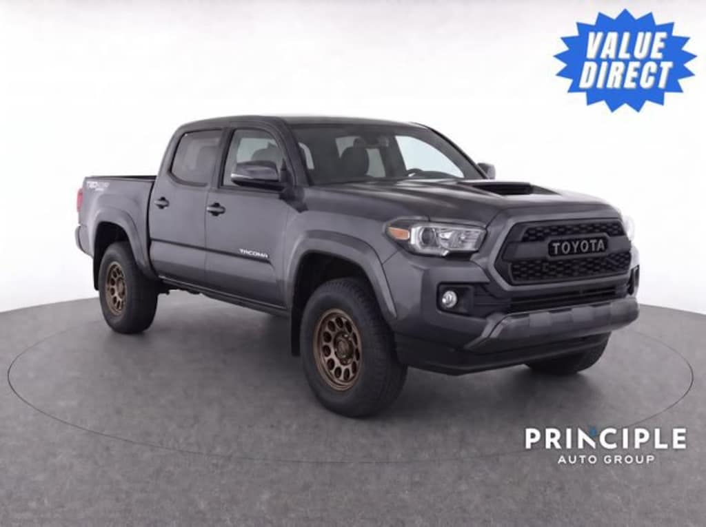 Used 2017 Toyota Tacoma SR5 V6 Truck Double Cab