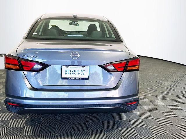 2025 Nissan Altima SV - Photo 7
