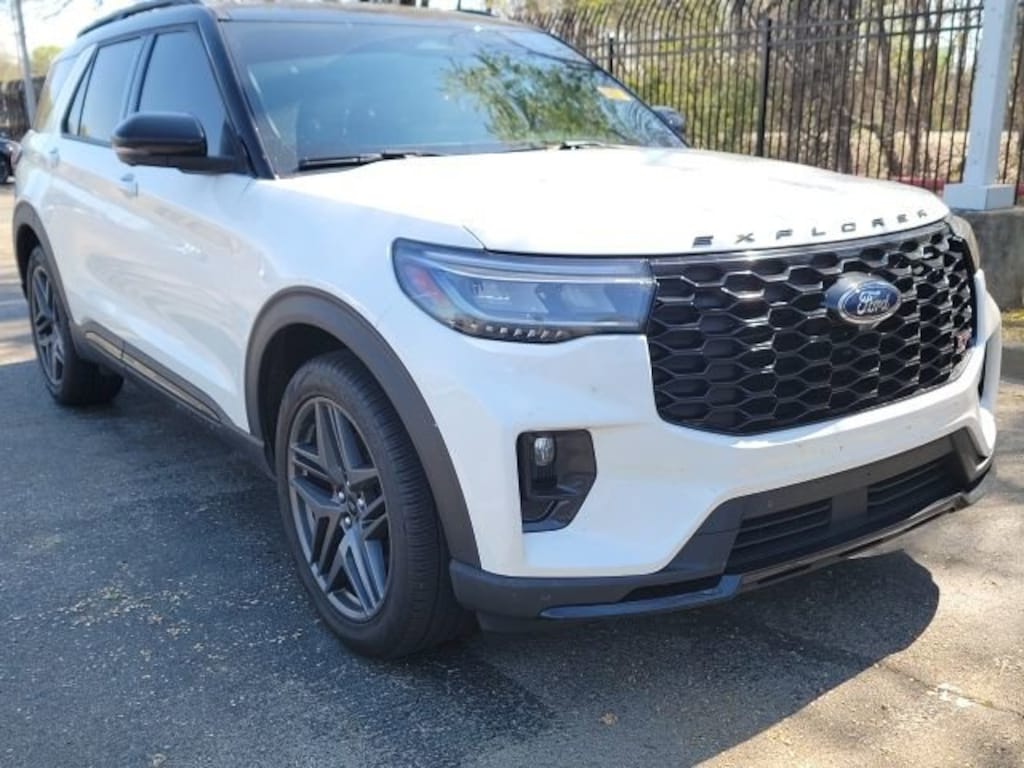 Used 2025 Ford Explorer ST SUV