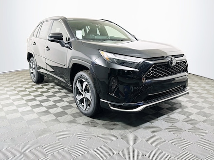 2025 Toyota RAV4 Plug-in Hybrid SE SUV