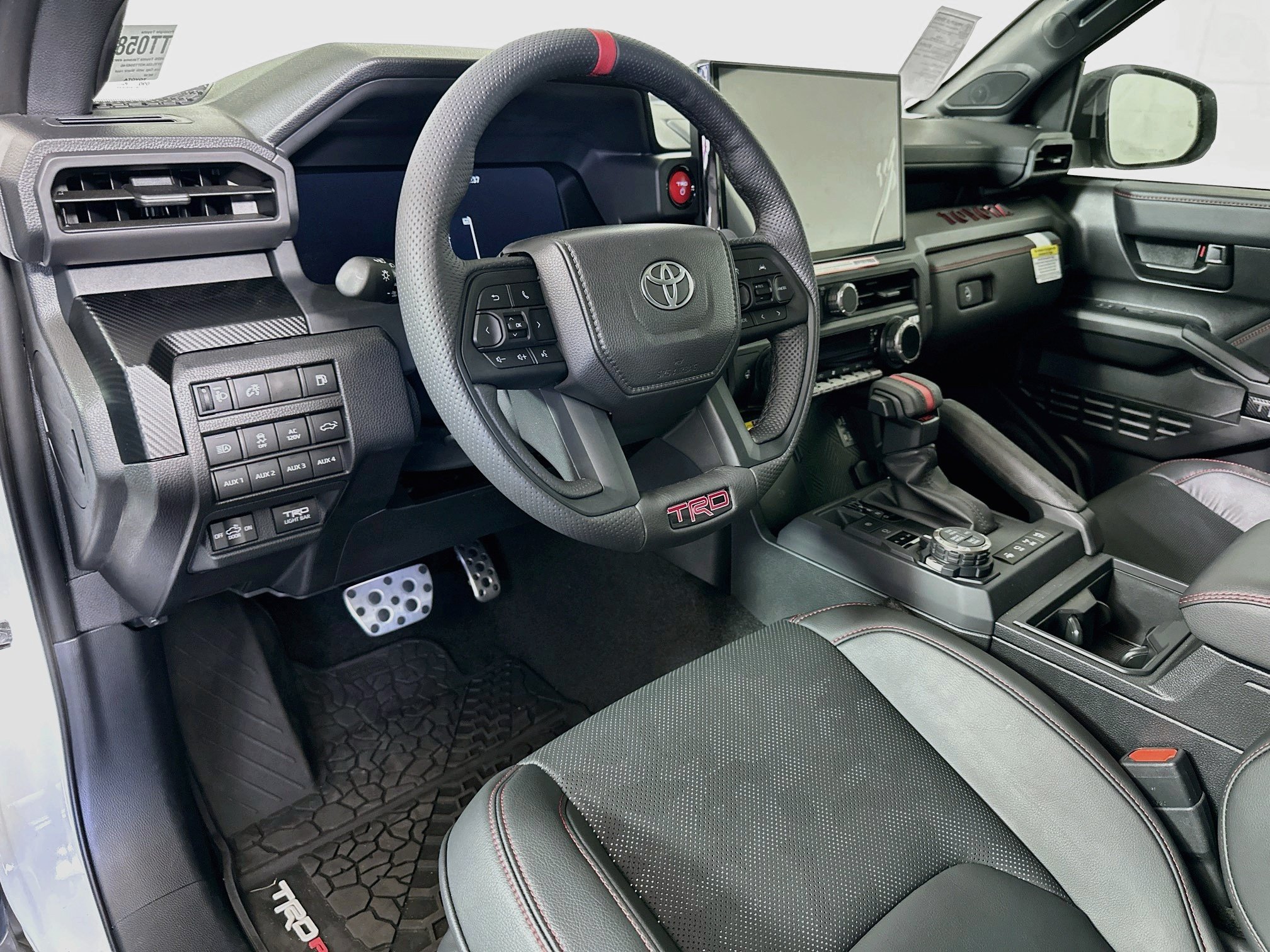 2026 Toyota Tacoma TRD Pro - Photo 8