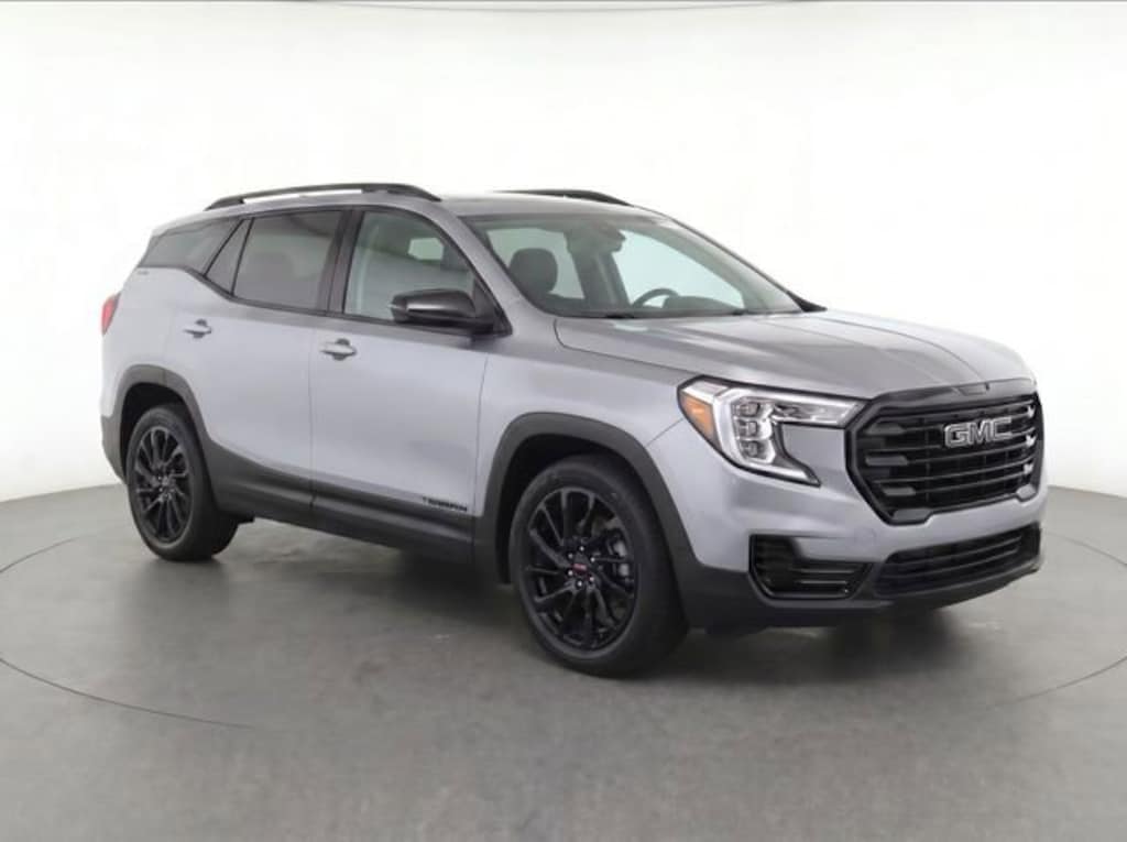 Used 2023 GMC Terrain SLE SUV
