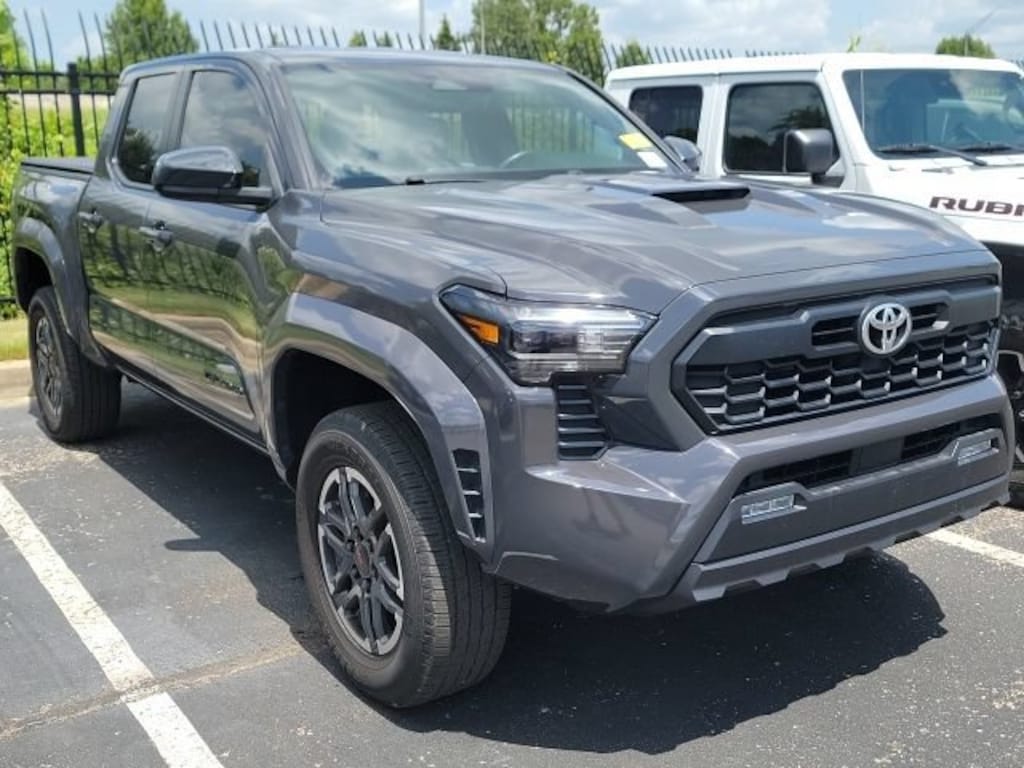 Used 2024 Toyota Tacoma 2WD SR5 Truck Double Cab