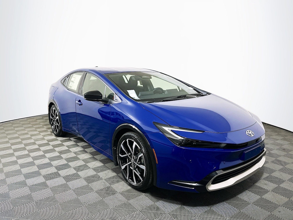 New 2026 Toyota Prius Plug-in Hybrid XSE Hatchback