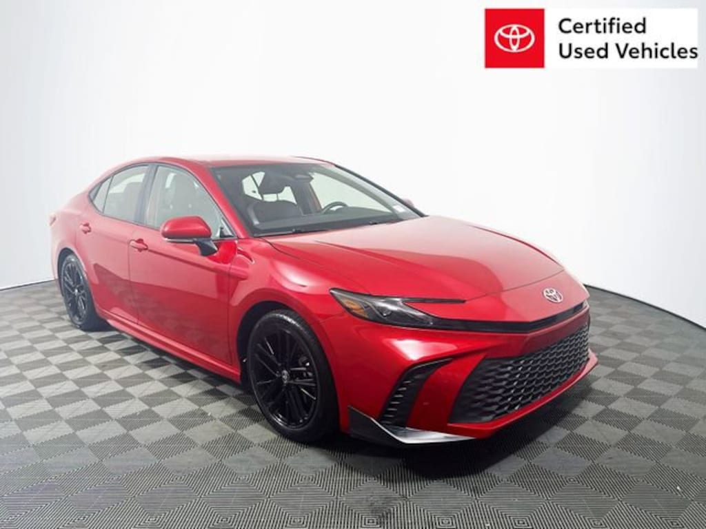 Certified 2025 Toyota Camry SE Sedan