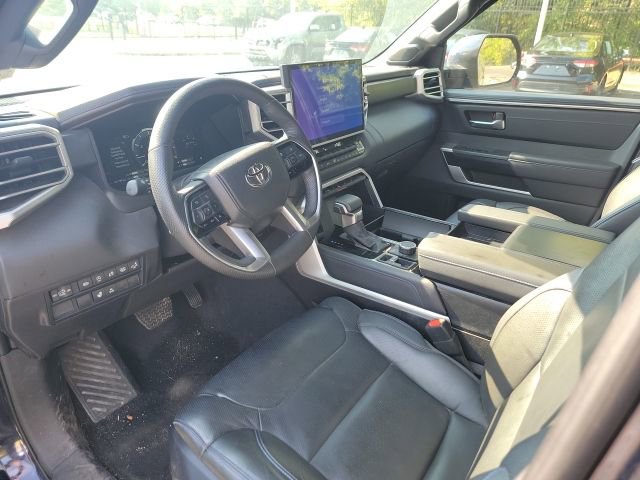 2025 Toyota Tundra Platinum photo 2