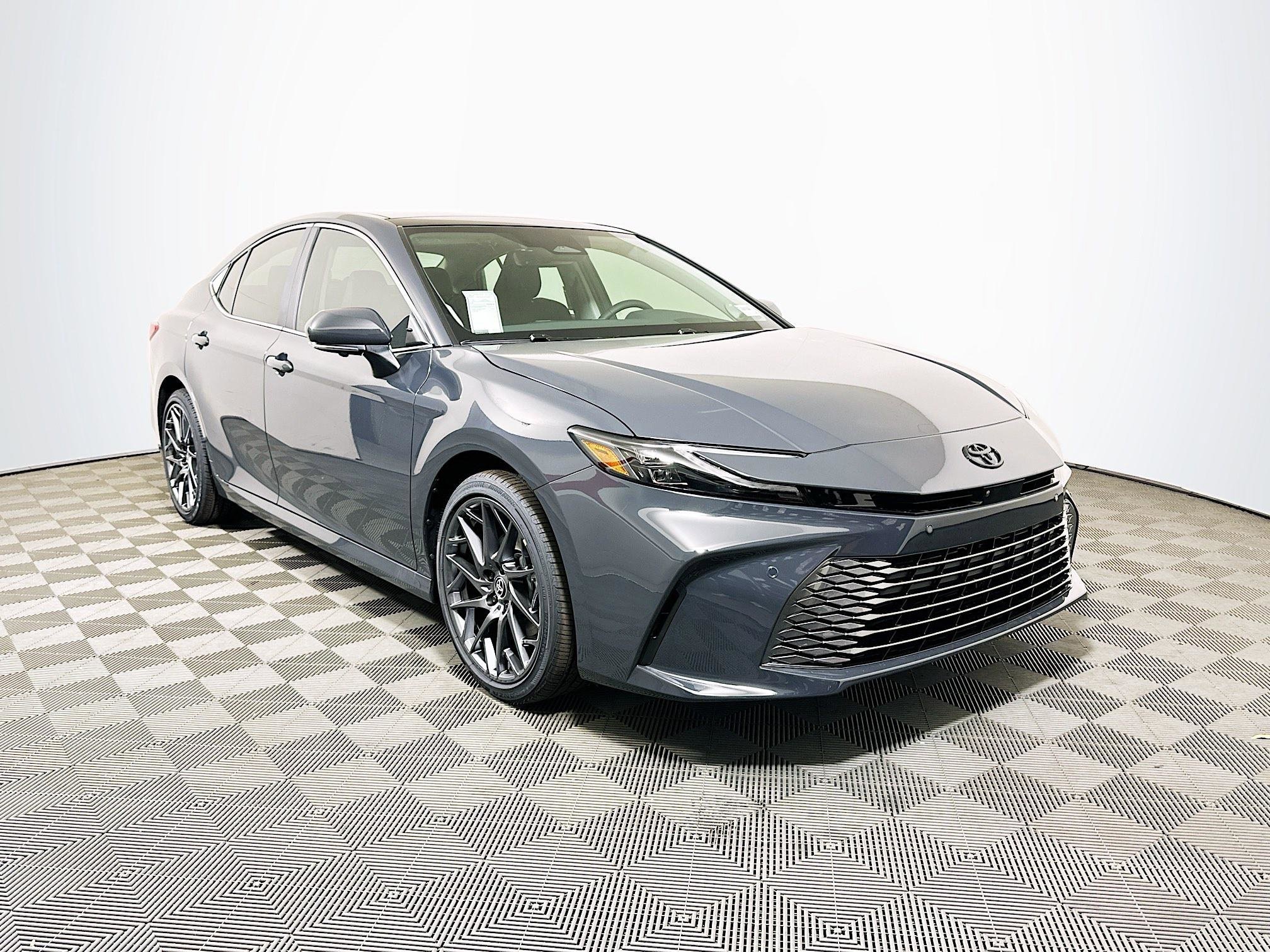 2026 Toyota Camry XLE's photo