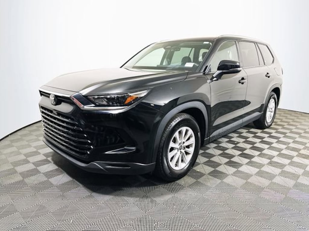 Used 2025 Toyota Grand Highlander XLE SUV