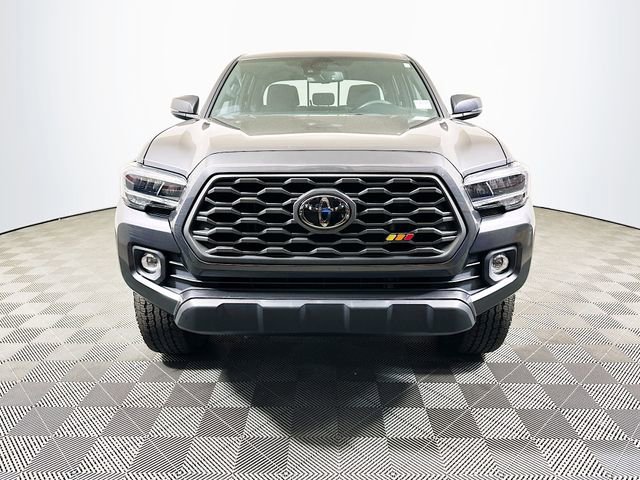 2022 Toyota Tacoma SR V6 photo 2