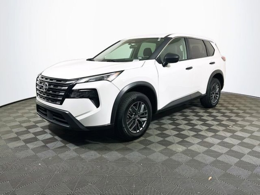Used 2024 Nissan Rogue S SUV