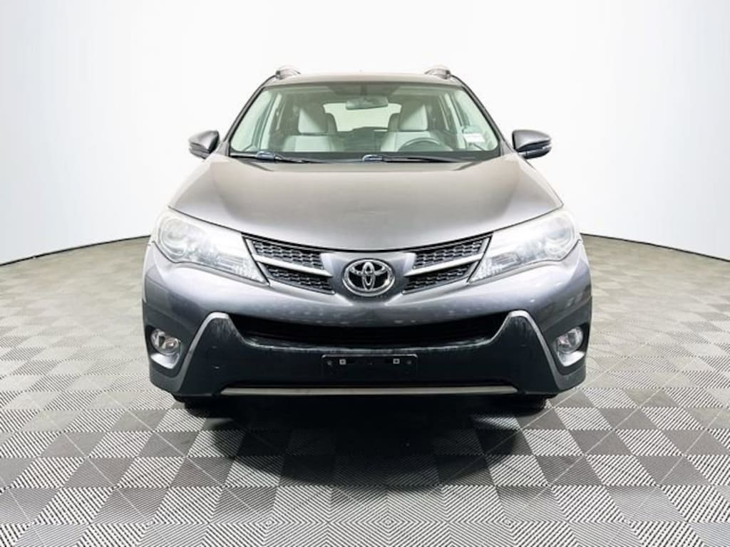 Used 2013 Toyota RAV4 XLE SUV