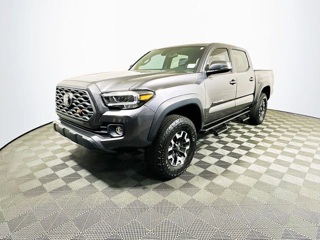 2022 Toyota Tacoma SR V6 photo 3
