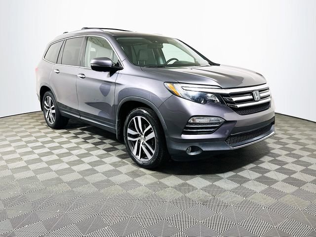 2018 Honda Pilot 4WD Elite's photo