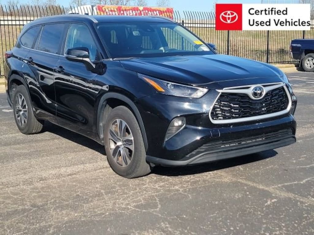 Used 2024 Toyota Highlander XLE SUV