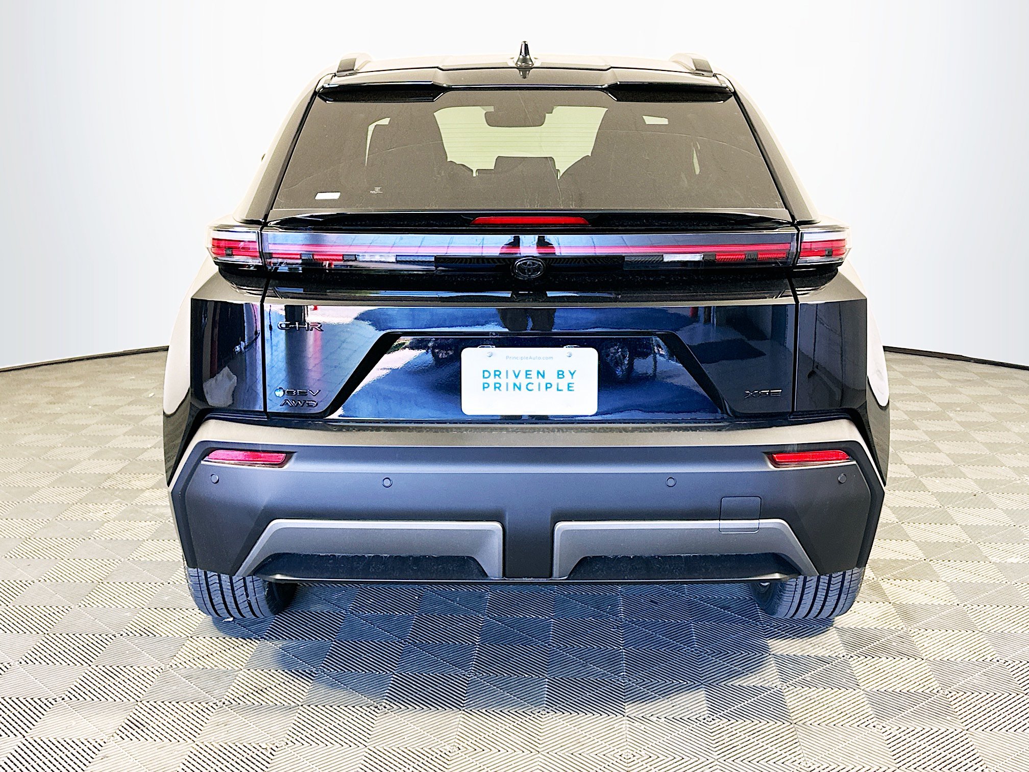 2026 Toyota C-HR XSE - Photo 6