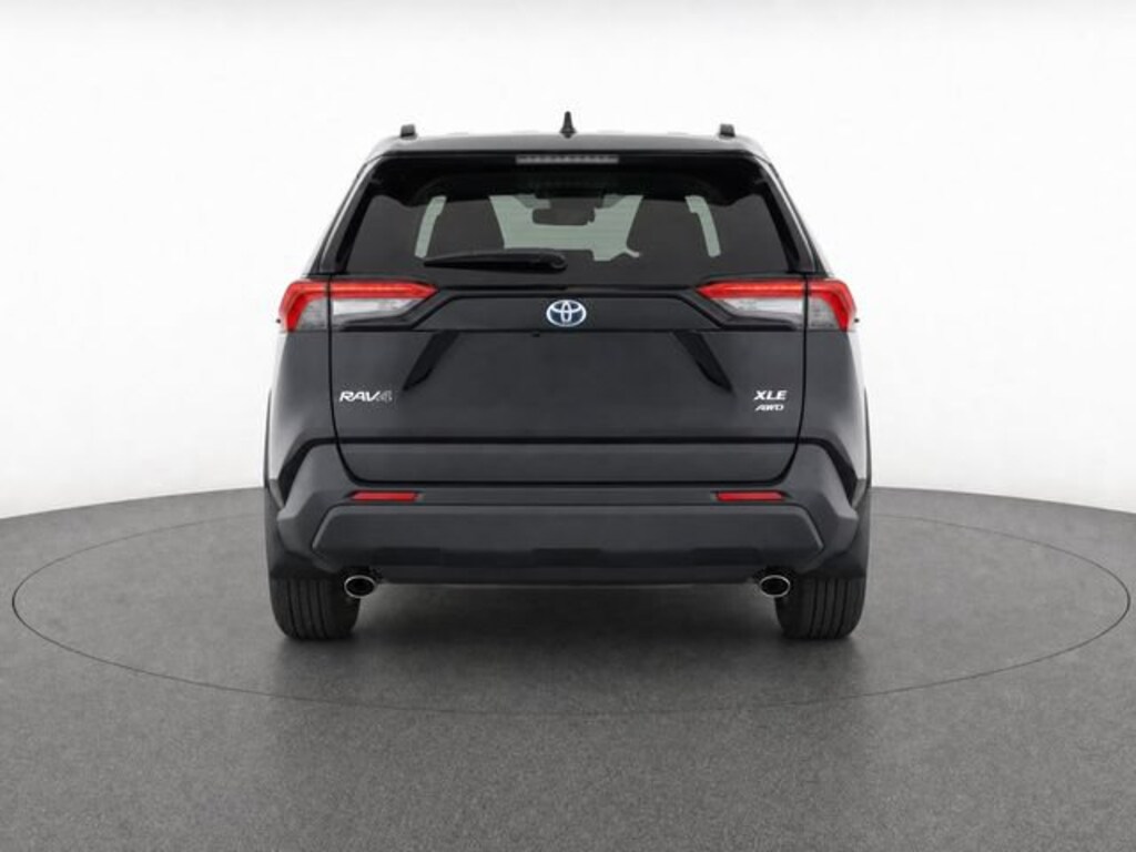 Used 2025 Toyota RAV4 XLE SUV