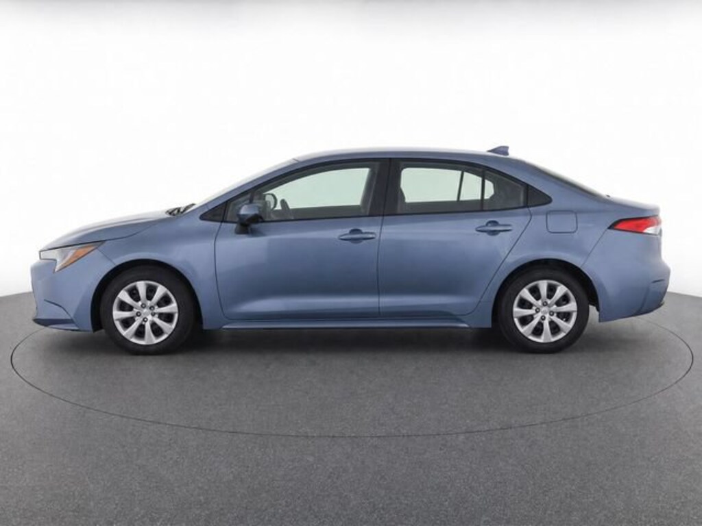 Used 2021 Toyota Corolla LE Sedan