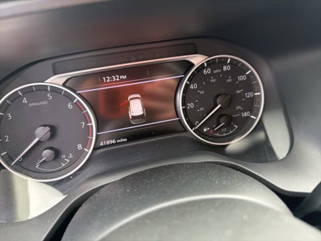 Used 2024 Nissan Rogue SV SUV