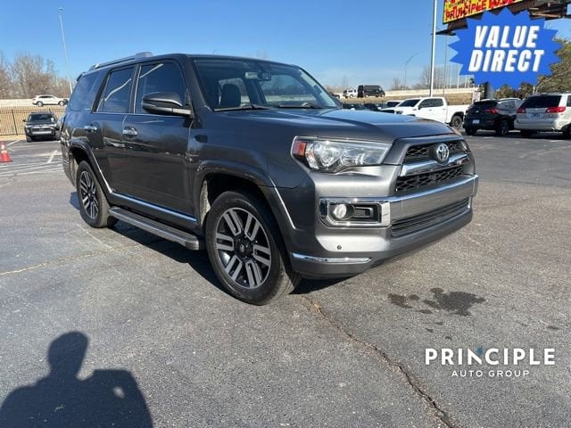 2016 Toyota 4Runner Limited's photo